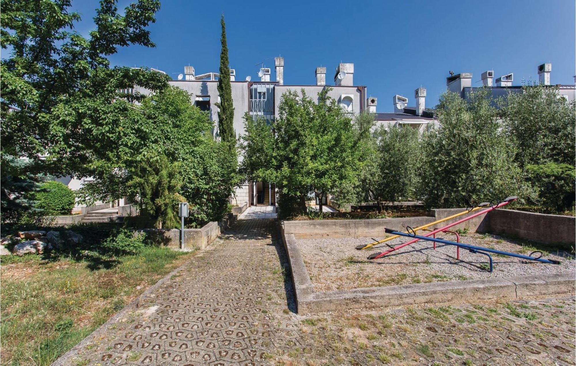 Amazing Apartment In Njivice With Wifi Εξωτερικό φωτογραφία