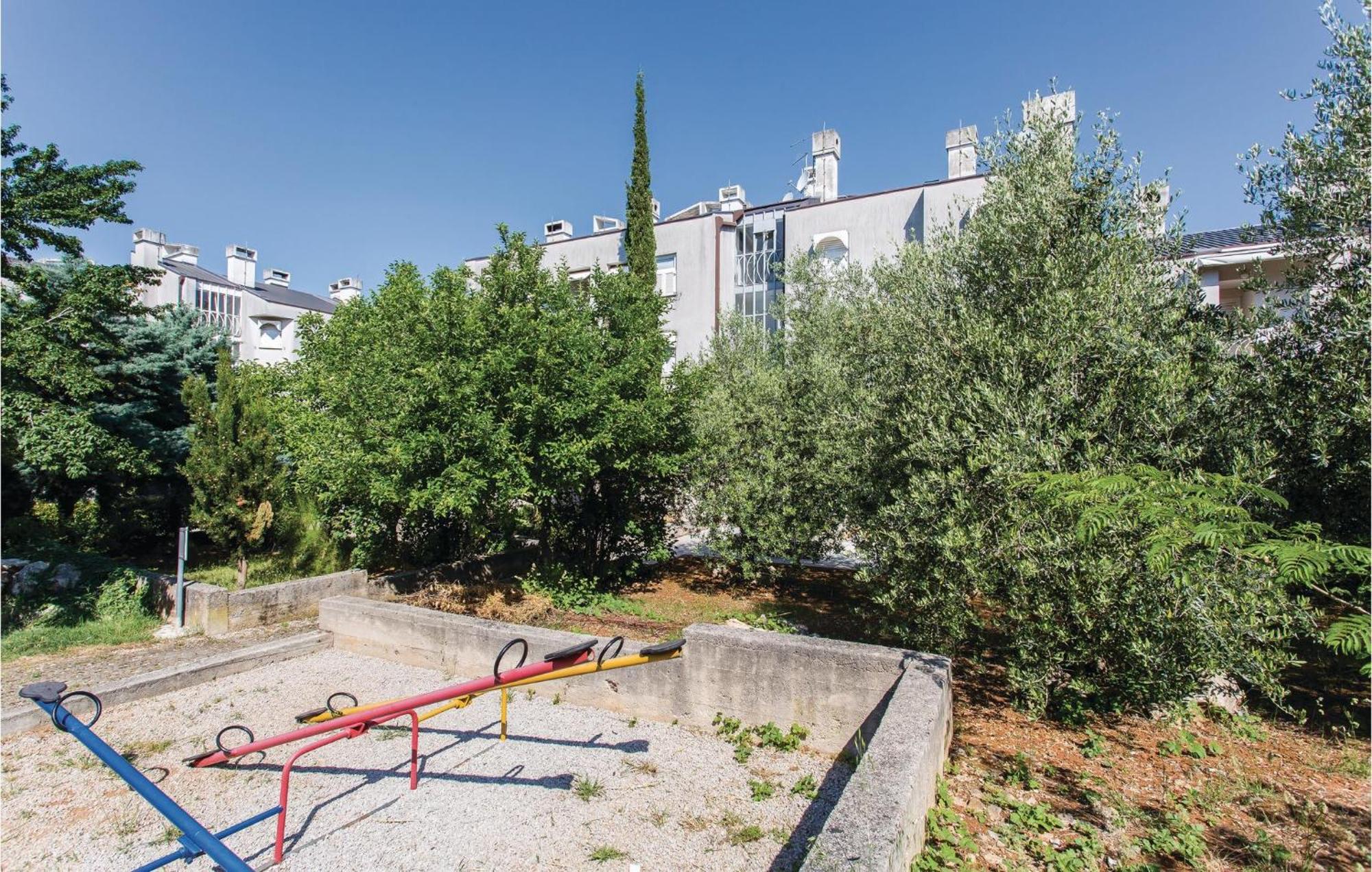 Amazing Apartment In Njivice With Wifi Εξωτερικό φωτογραφία